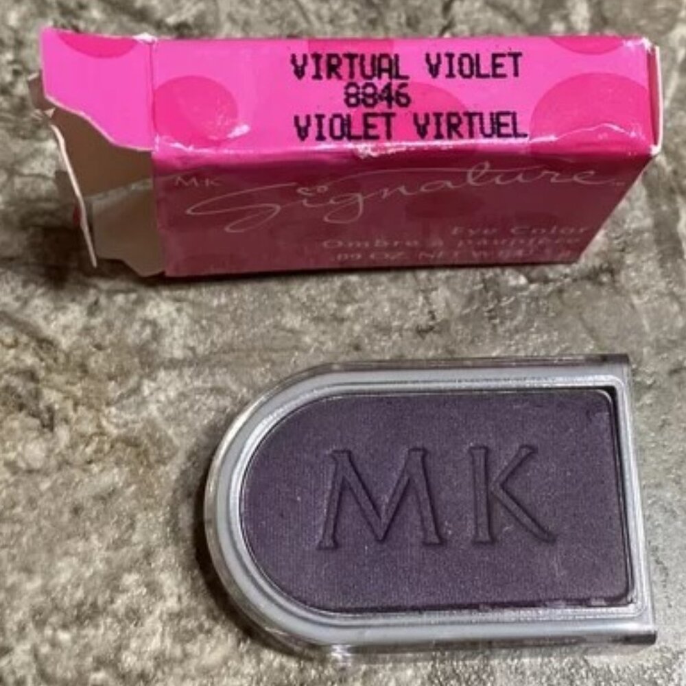 Virtual Violet Signature Eye Shadow Color